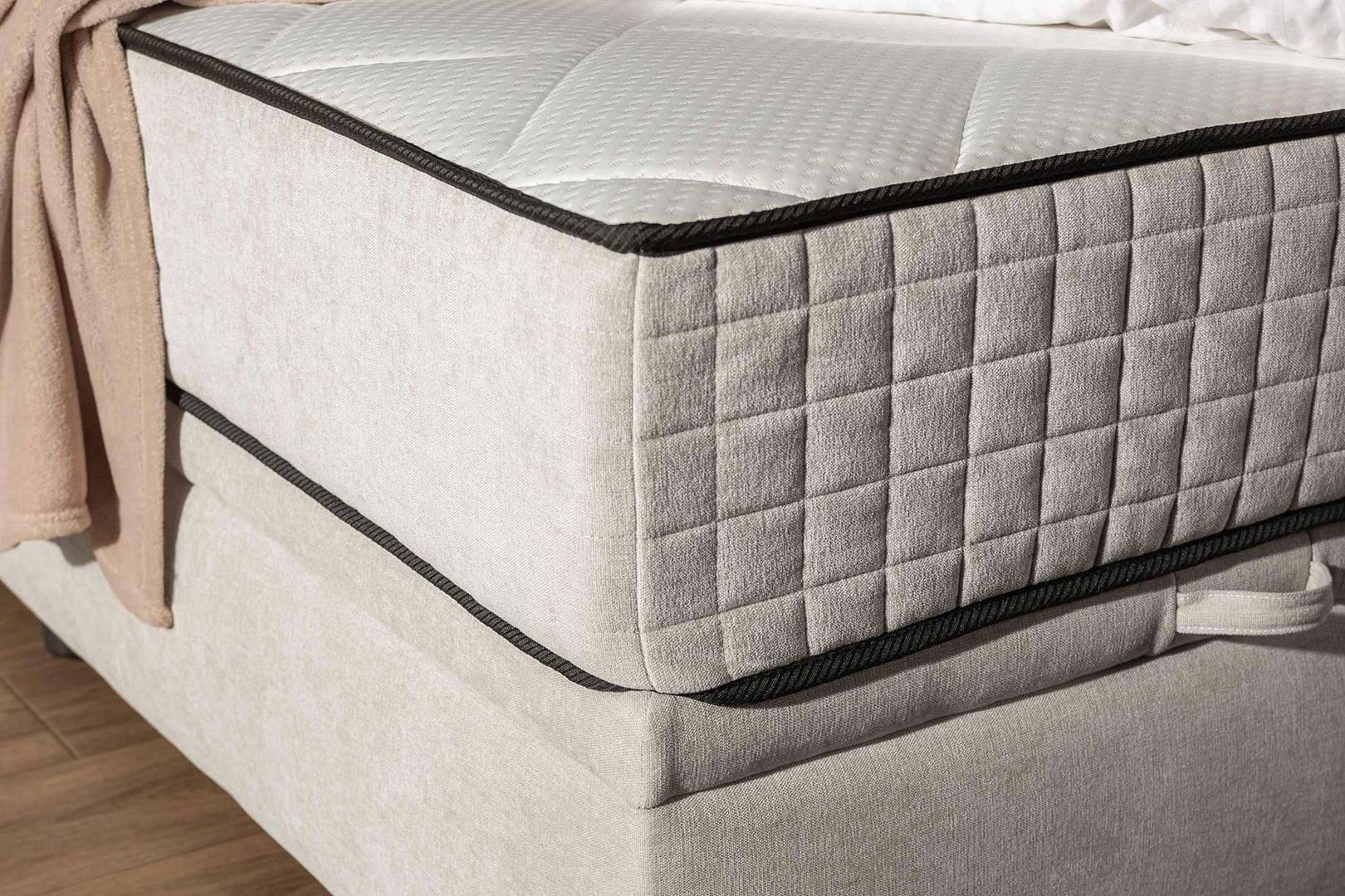 Jakie materace 160 × 200 są dostępne na rynku i czym się od siebie różnią?