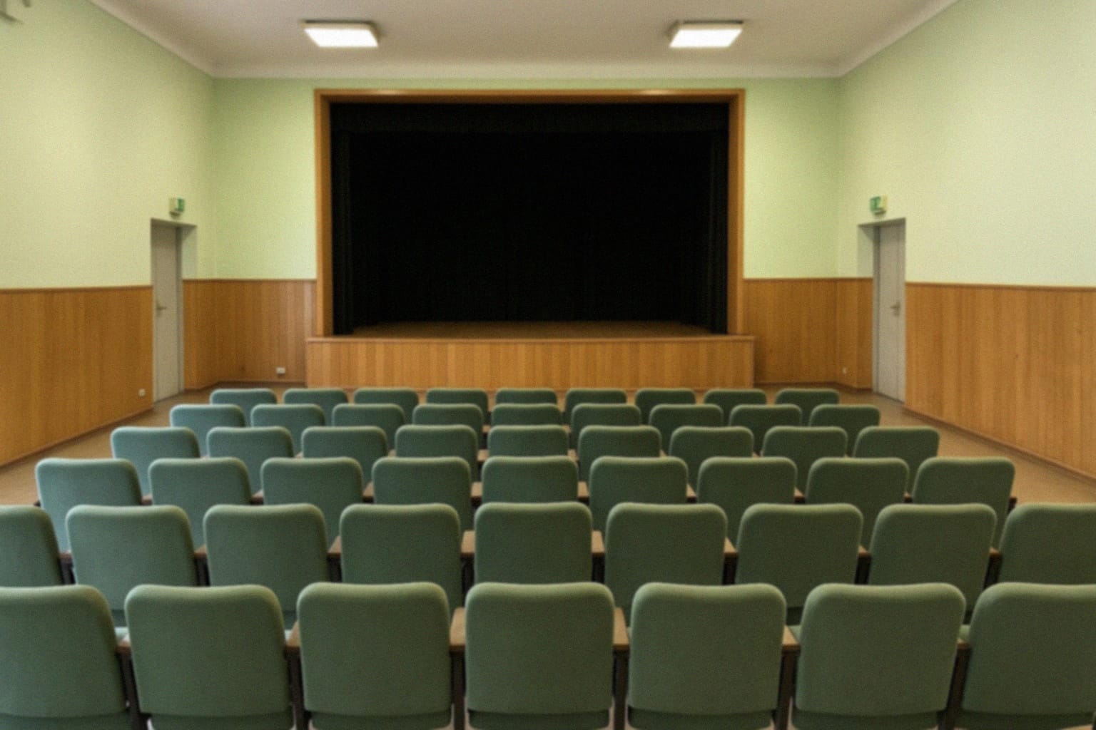 Zaproszenie na spektakl „Kwiat paproci” w Rawiczu